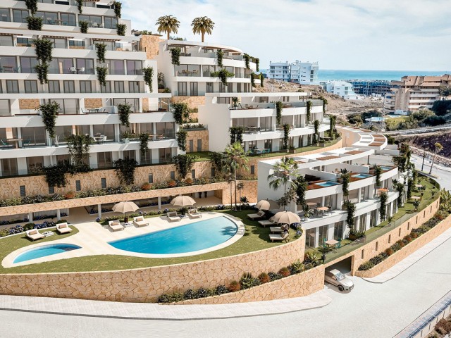 4 Bedrooms Apartment in Benalmadena