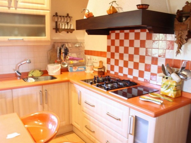5 Bedrooms Villa in Estepona