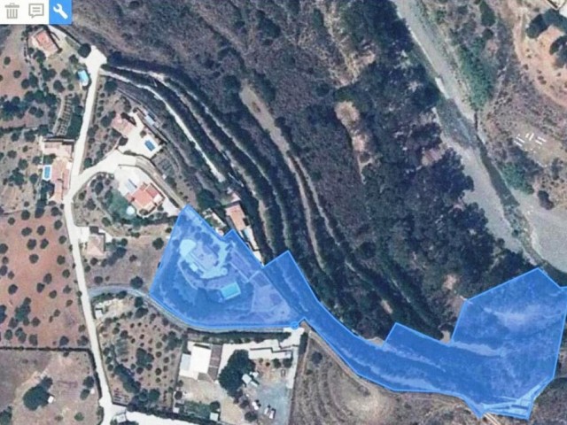 Huvila, Entrerrios, R4380820