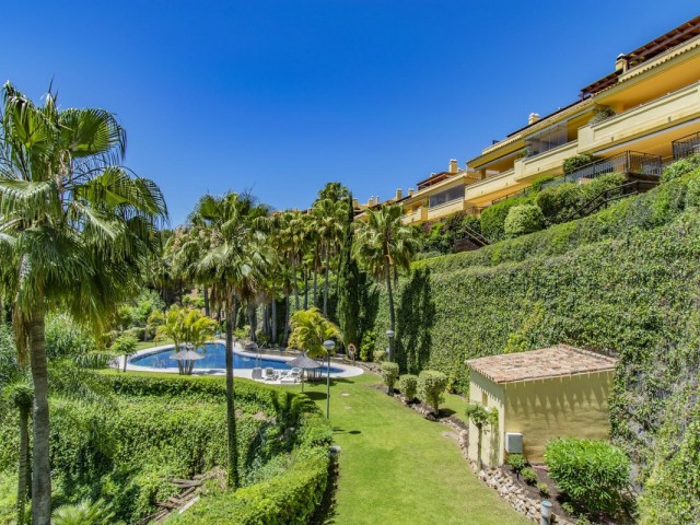 Apartment, Sierra Blanca, R4298770