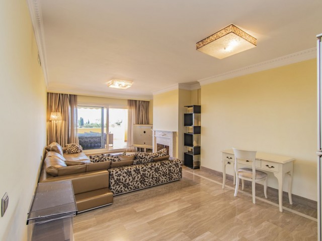 Apartment, Sierra Blanca, R4298770