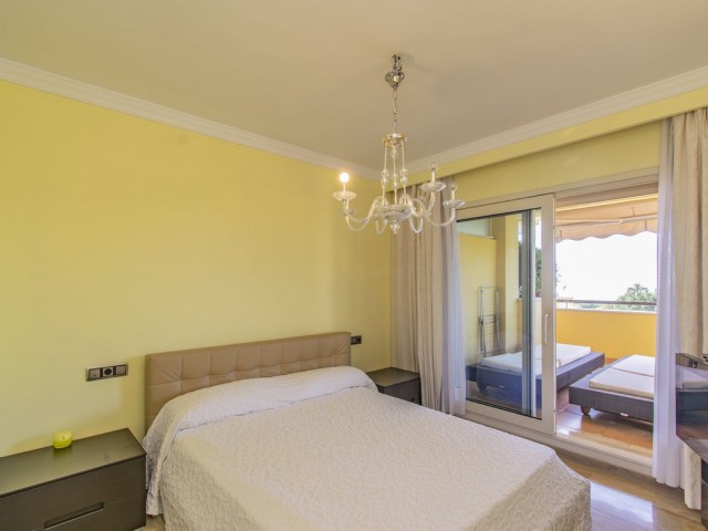 3 Bedrooms Apartment in Sierra Blanca