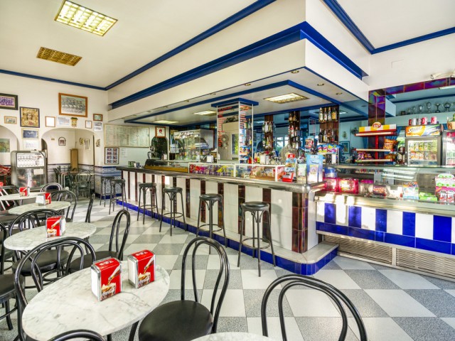 Commercial, Arroyo de la Miel, R3472411