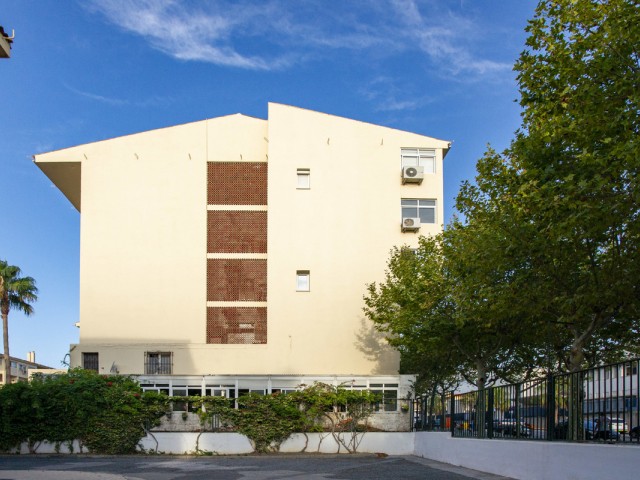 Commercial in Arroyo de la Miel