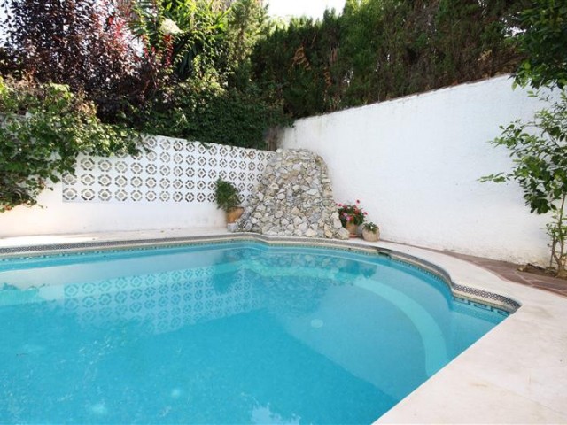 6 Bedrooms Villa in Los Monteros