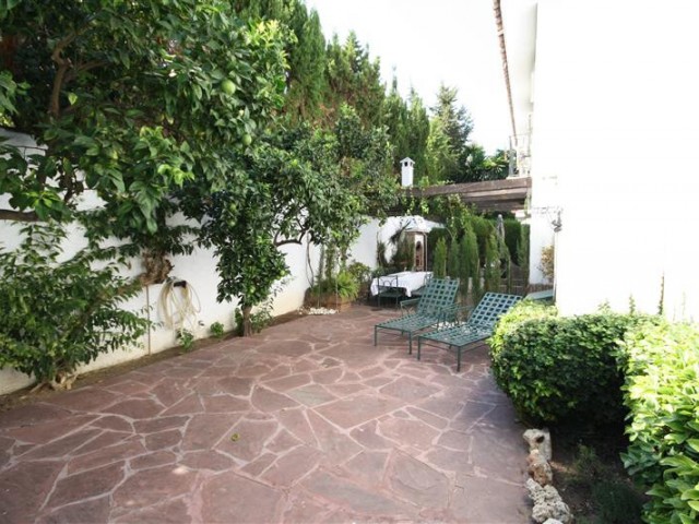 6 Soveroms Villa i Los Monteros