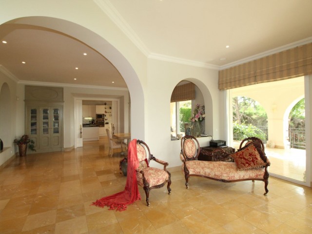 Villa avec 4 Chambres  à Sotogrande Alto