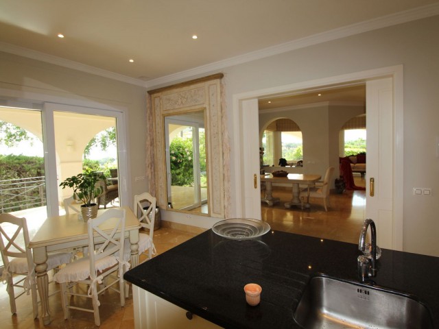 Villa avec 4 Chambres  à Sotogrande Alto