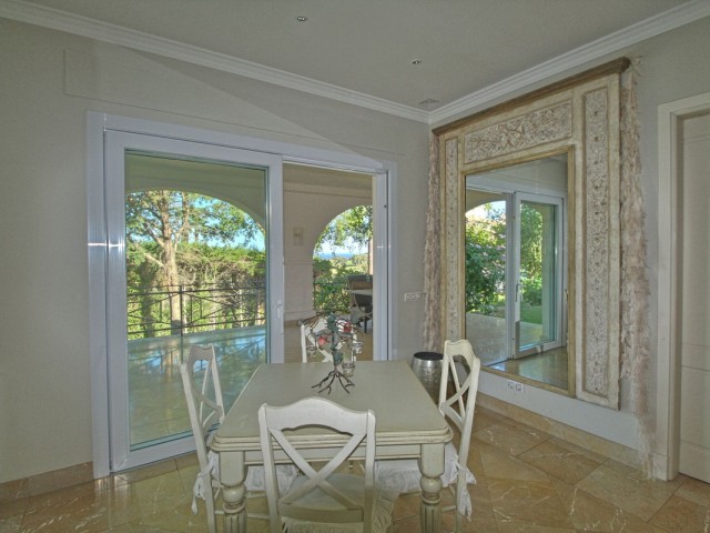 Villa avec 4 Chambres  à Sotogrande Alto