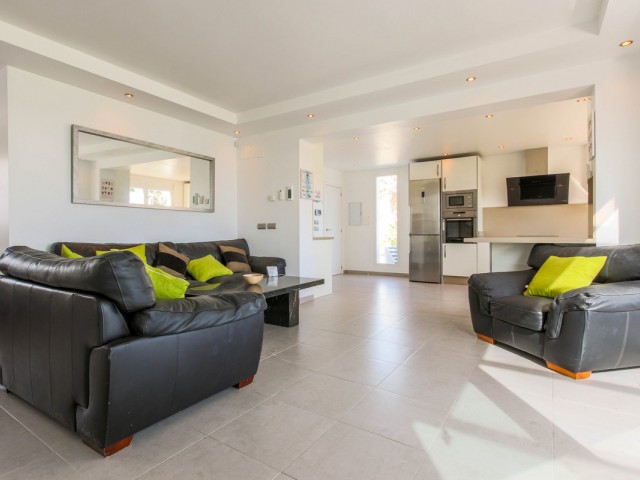 Villa avec 3 Chambres  à New Golden Mile