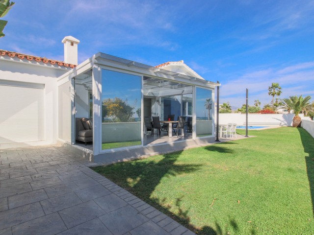 Villa avec 3 Chambres  à New Golden Mile