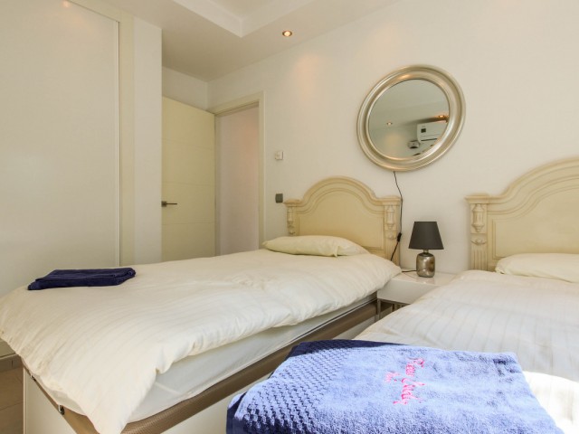 Villa avec 3 Chambres  à New Golden Mile