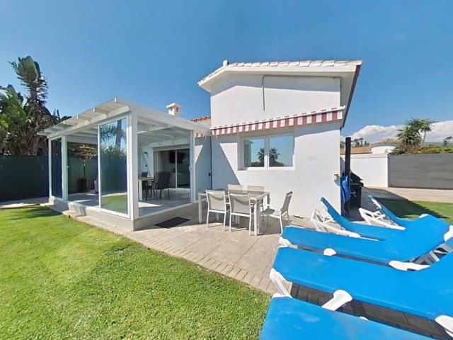 Villa avec 3 Chambres  à New Golden Mile