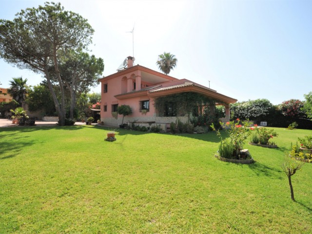 4 Sovrums Villa i Casares Playa