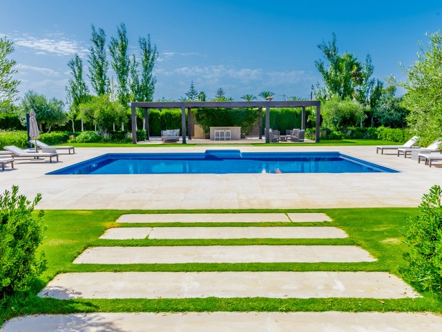 5 Soveroms Villa i Guadalmina Alta