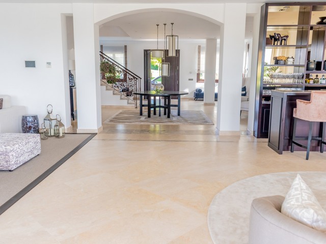 5 Soveroms Villa i Guadalmina Alta