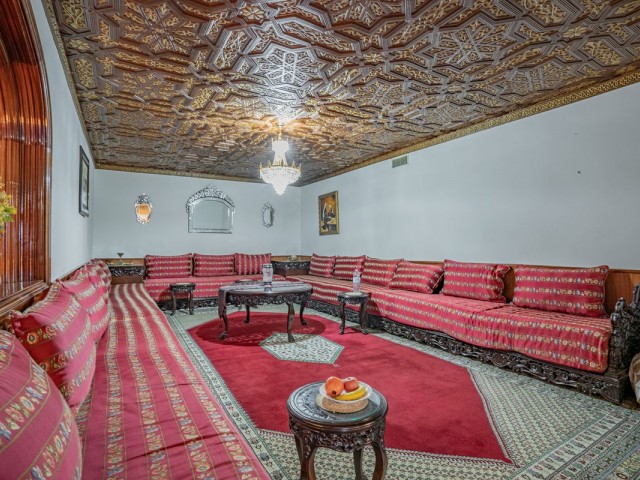 Villa avec 6 Chambres  à Benalmadena Pueblo