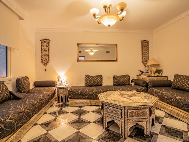 Villa avec 6 Chambres  à Benalmadena Pueblo