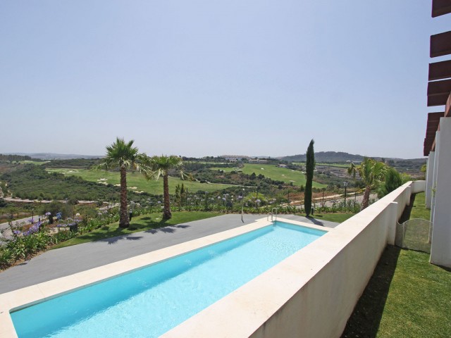 Apartment, Casares, R4558888