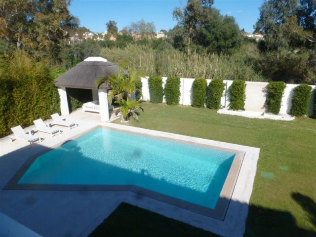 5 Schlafzimmer Villa in Guadalmina Baja