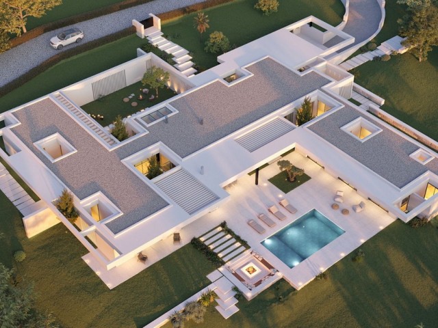 Huvila Sotogrande Alto - R4643614