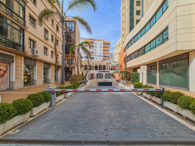 Commercieel Marbella - R3877753