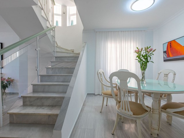 4 Slaapkamer Villa in Costabella