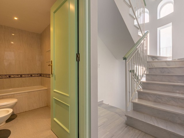 4 Slaapkamer Villa in Costabella