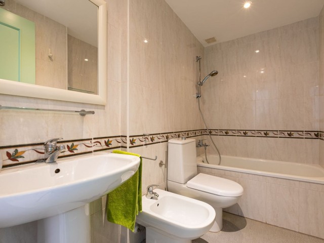 4 Slaapkamer Villa in Costabella