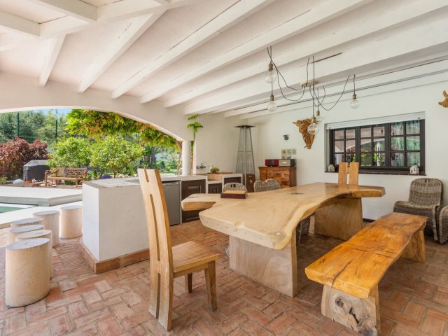 4 Sovrums Villa i Guadalmina Baja