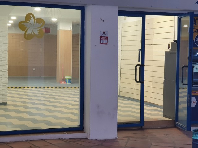 Commercial, Cabopino, R4629598