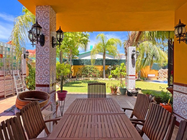 Villa avec 6 Chambres  à Reserva de Marbella