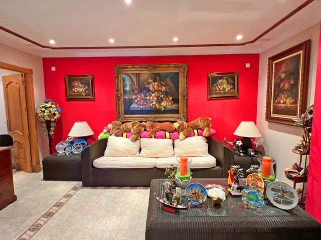 Villa avec 6 Chambres  à Reserva de Marbella
