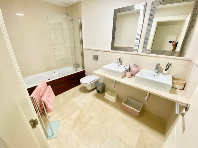 2 Slaapkamer Appartement in Los Flamingos