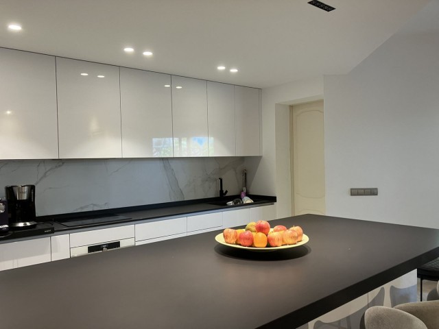 Appartement avec 4 Chambres  à Aloha