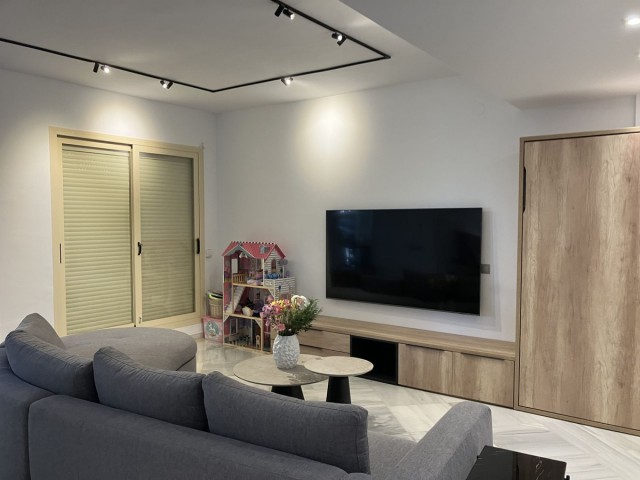 Appartement avec 4 Chambres  à Aloha