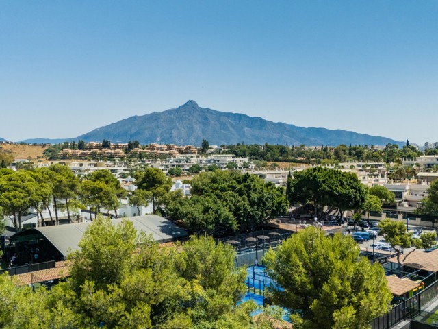 Penthouse in Nueva Andalucía