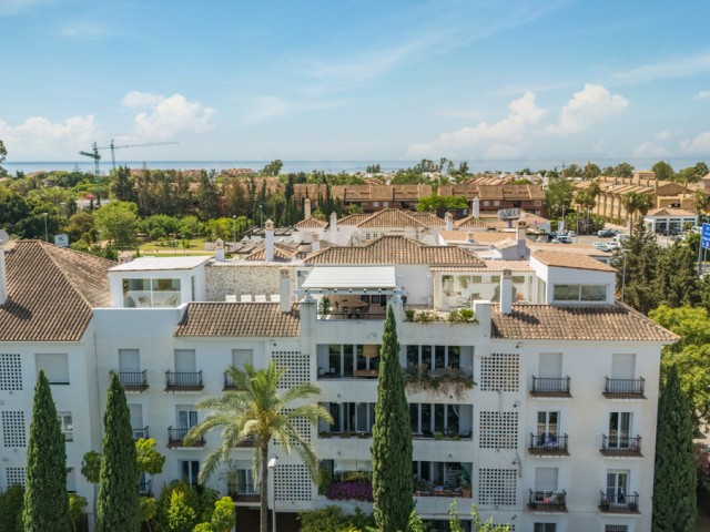 Penthouse in Nueva Andalucía