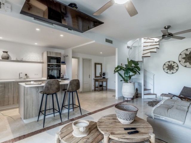 Penthouse in Nueva Andalucía