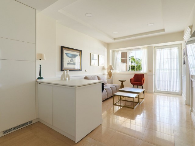 Apartment, The Golden Mile, R4787218