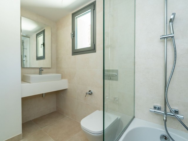 3 Slaapkamer Rijtjeshuis in El Chaparral