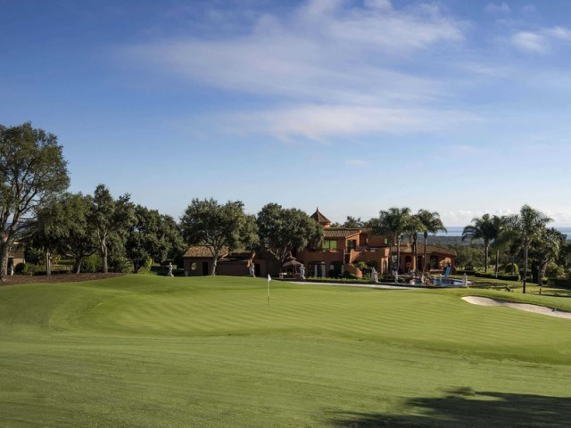  Parcelle à San Roque Club