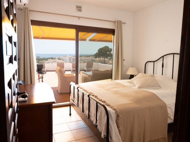 2 Bedrooms Apartment in Riviera del Sol