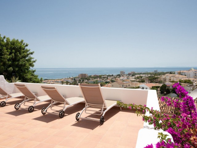 2 Bedrooms Apartment in Riviera del Sol