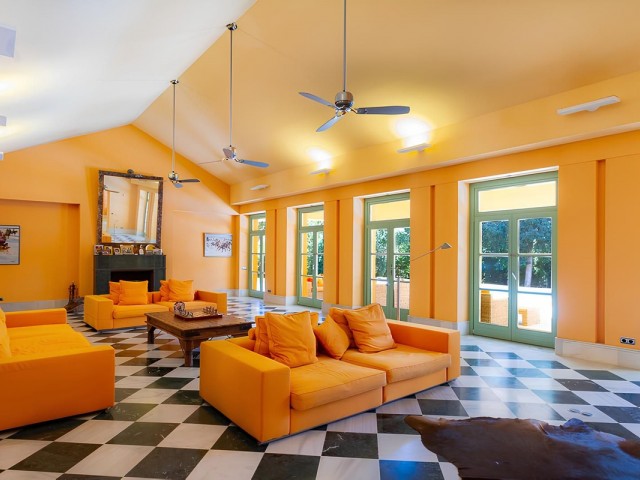 Villa avec 6 Chambres  à Sotogrande Alto