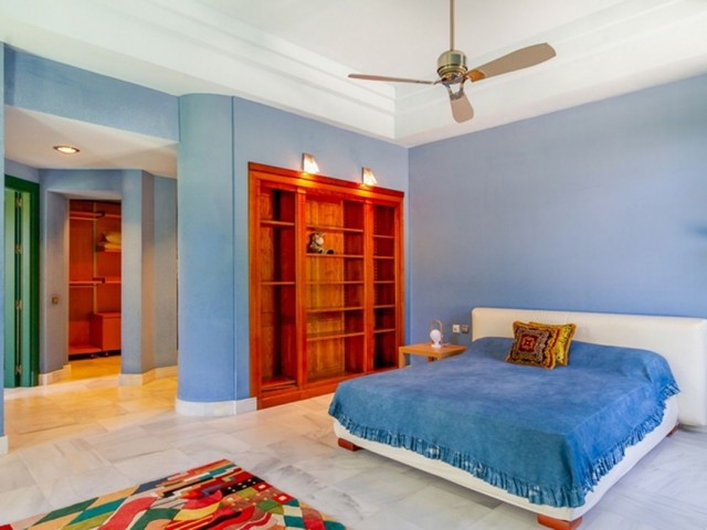 Villa avec 6 Chambres  à Sotogrande Alto