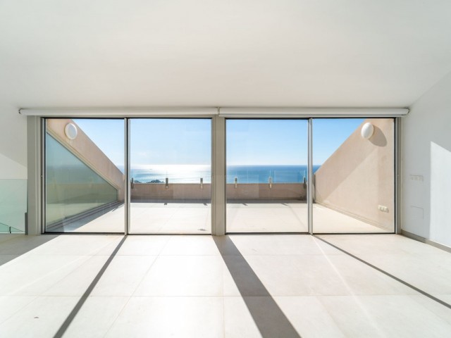 4 Bedrooms Apartment in Benalmadena Pueblo