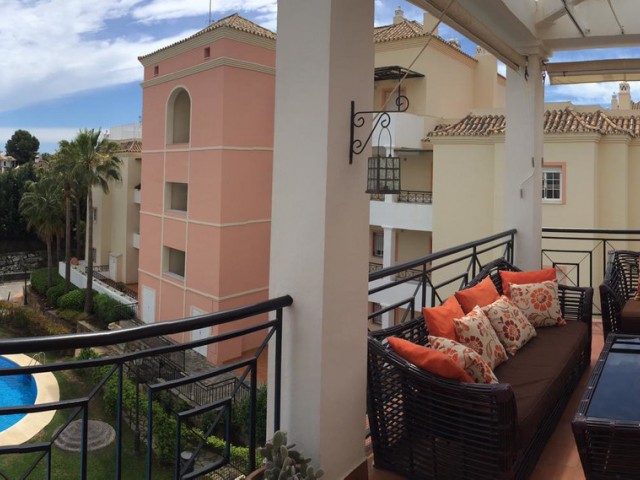 3 Bedrooms Apartment in Nueva Andalucía