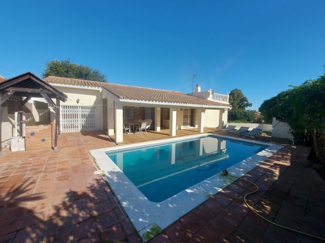 Villa Manilva - R4849948