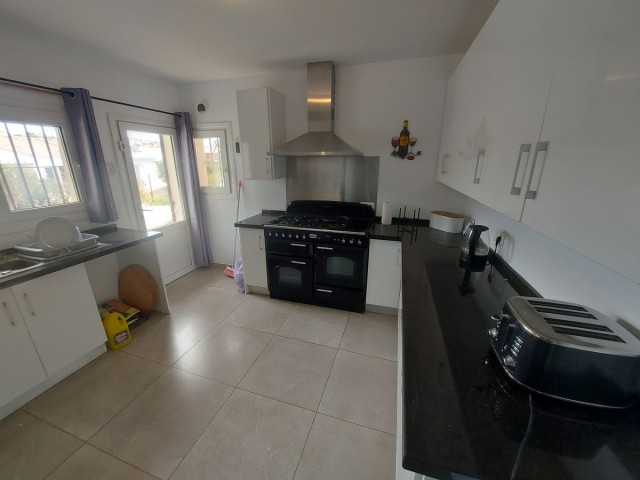 Villa avec 4 Chambres  à Manilva